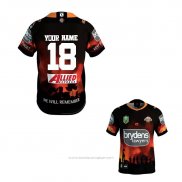 Maillot Wests Tigers Rugby 2018 Commemorative Font01
